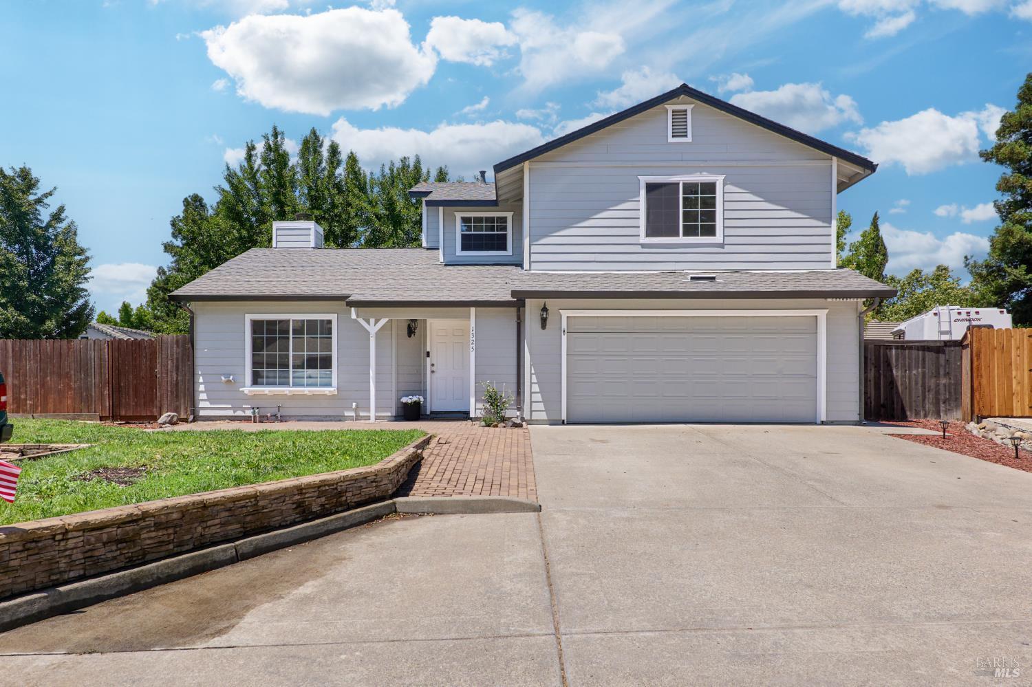 1325 Angela Court  Dixon CA 95620 photo