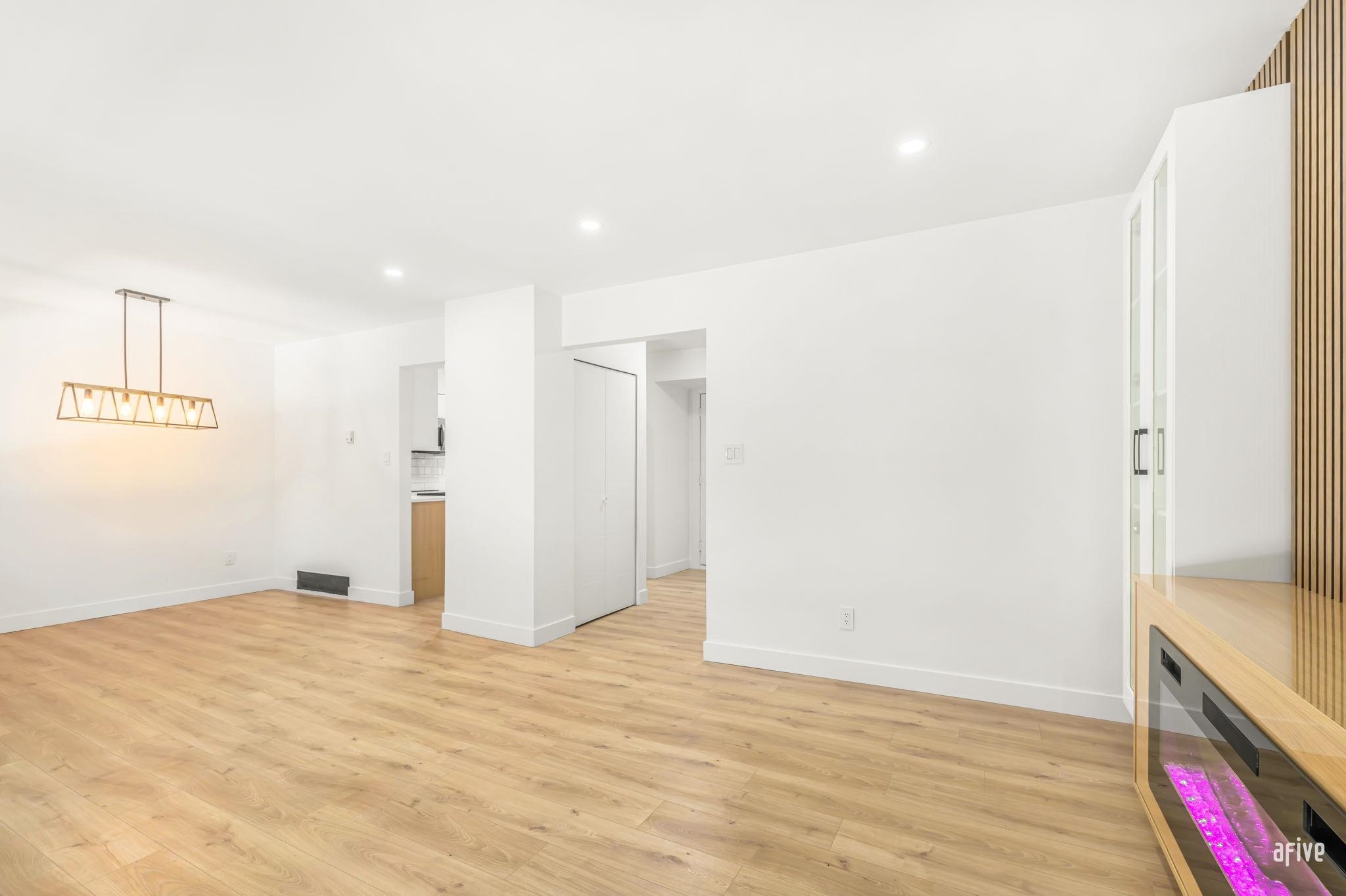Property Photo: 511 Gatensbury Street 108 BC V3J 5E7