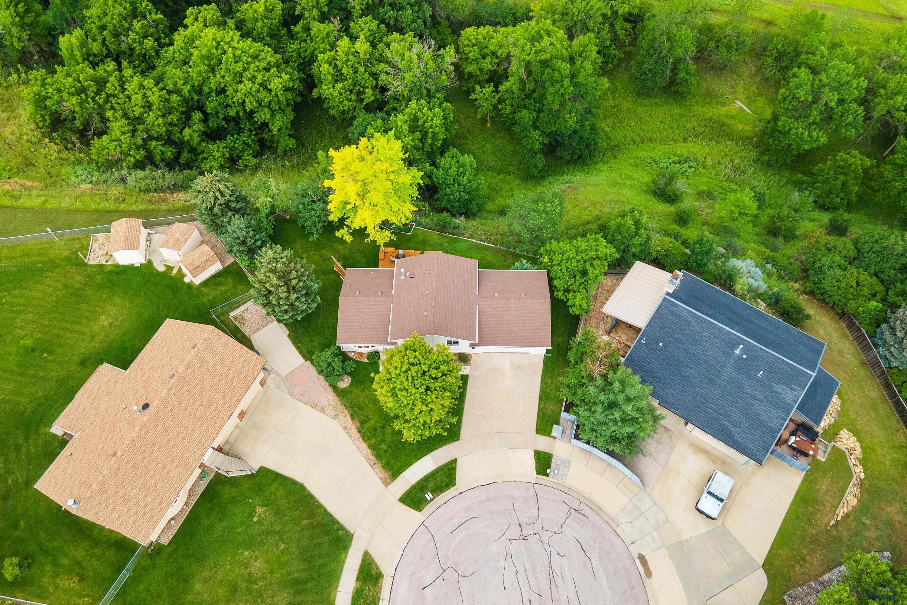 Property Photo: 2831 Minnewasta Pl SD 57702