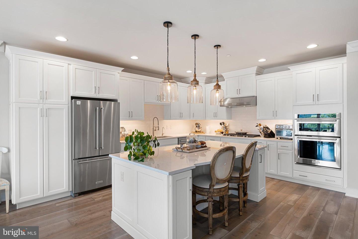 Property Photo: 425 Reid Way PA 19382
