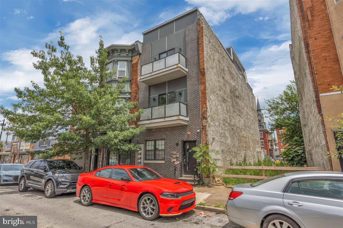 1005 N Marshall Street  Philadelphia PA 19123 photo