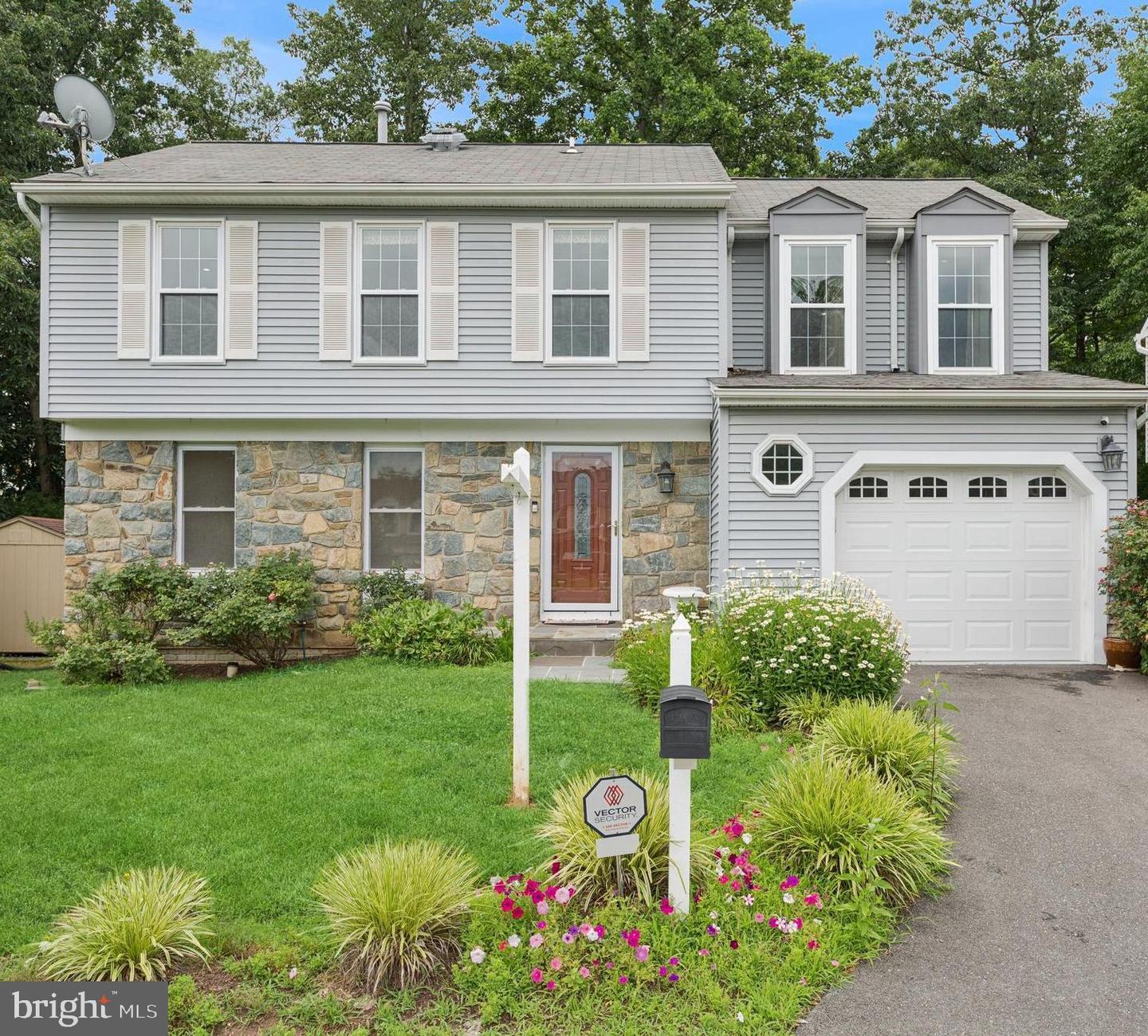 Property Photo: 14944 McKnew Road MD 20866