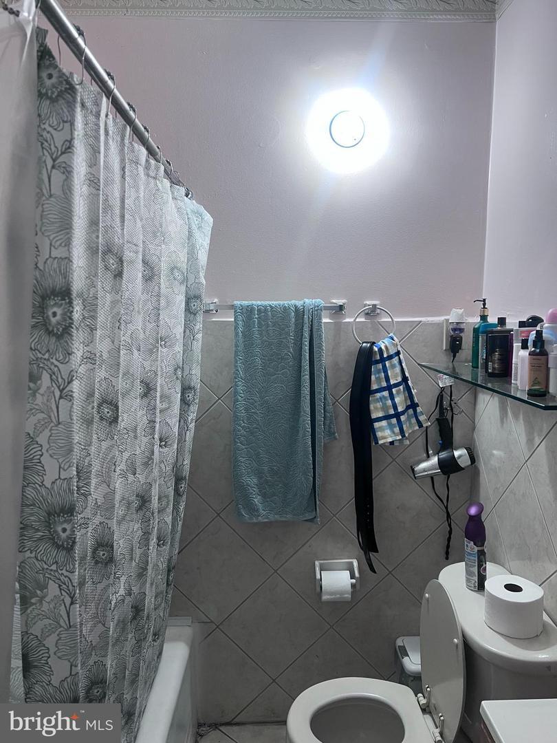 Property Photo: 579 Pine Street NJ 08103