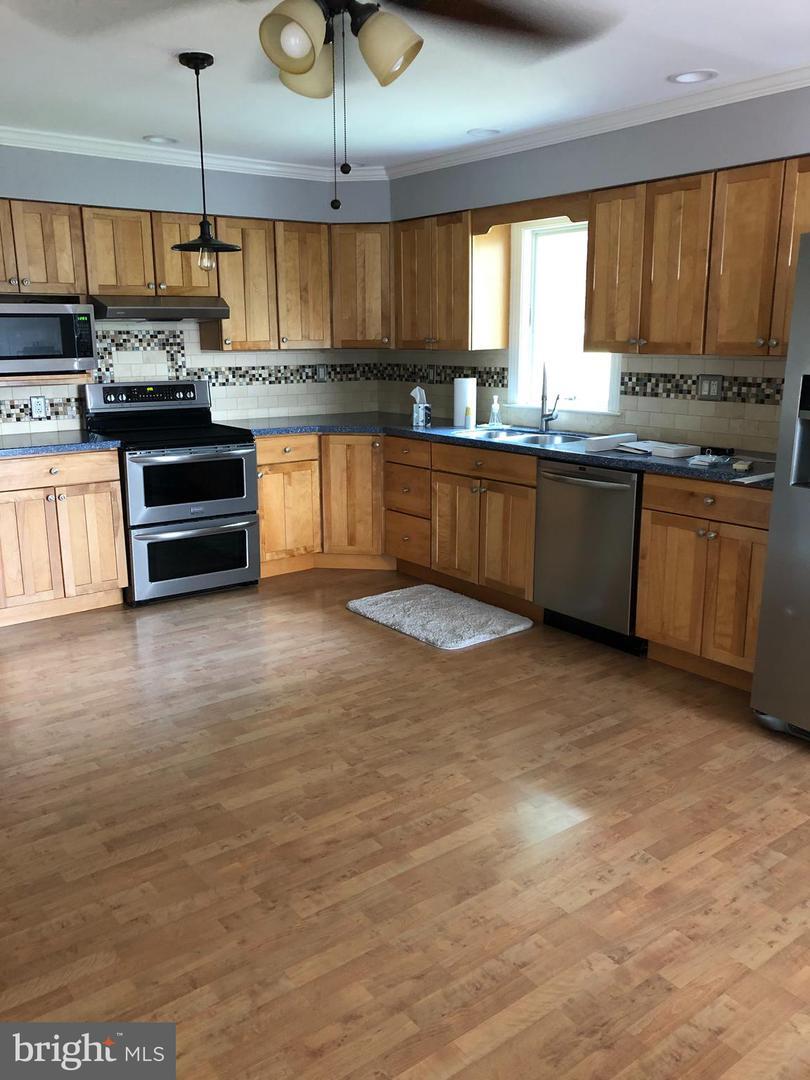 Property Photo: 89 Stump Road PA 19454