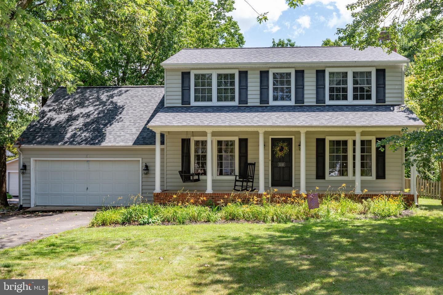 Property Photo: 5310 Leavells Crossing Drive VA 22407