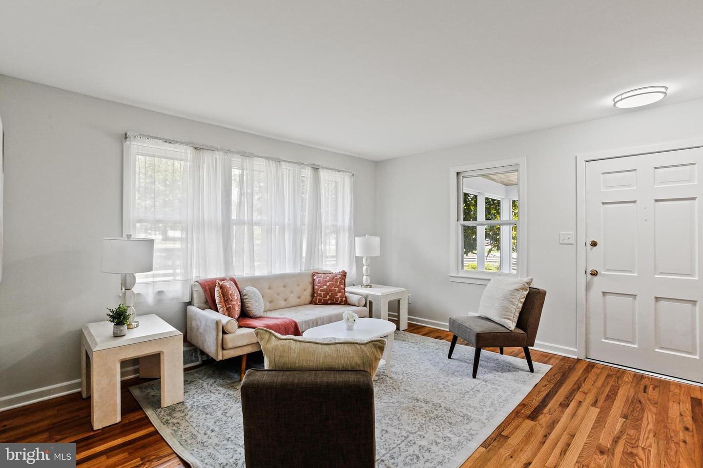 Property Photo: 1413 Veirs Mill Road MD 20851