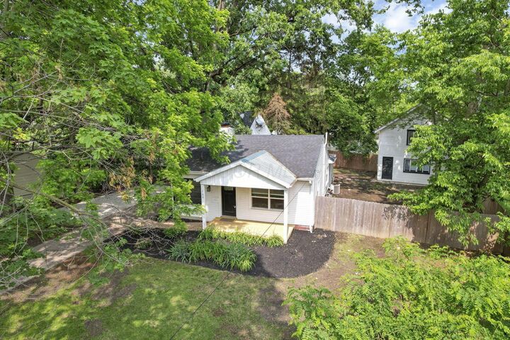 Property Photo:  960 College Avenue  OH 43209 