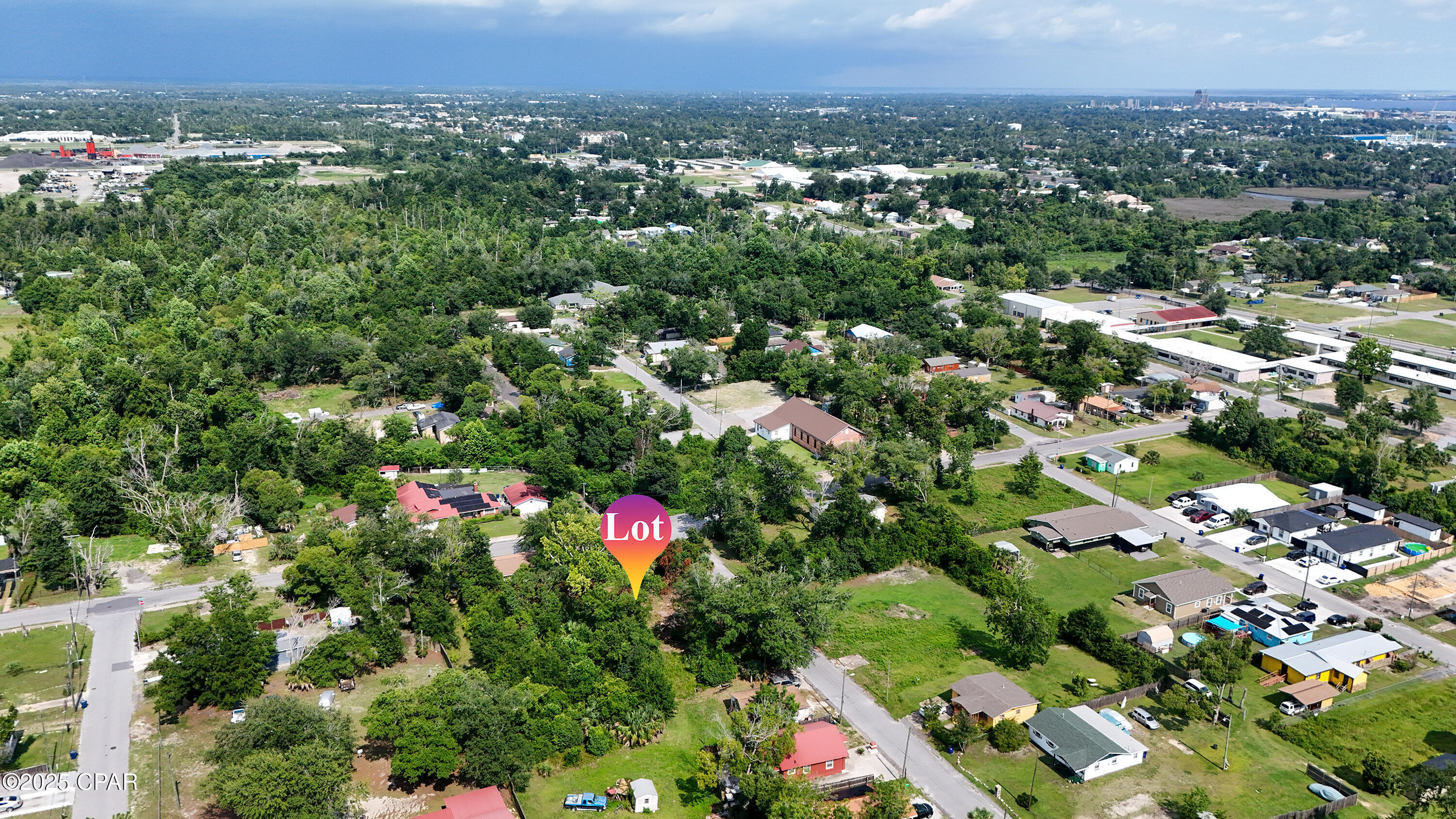 Property Photo:  729 E 12th Court  FL 32401 