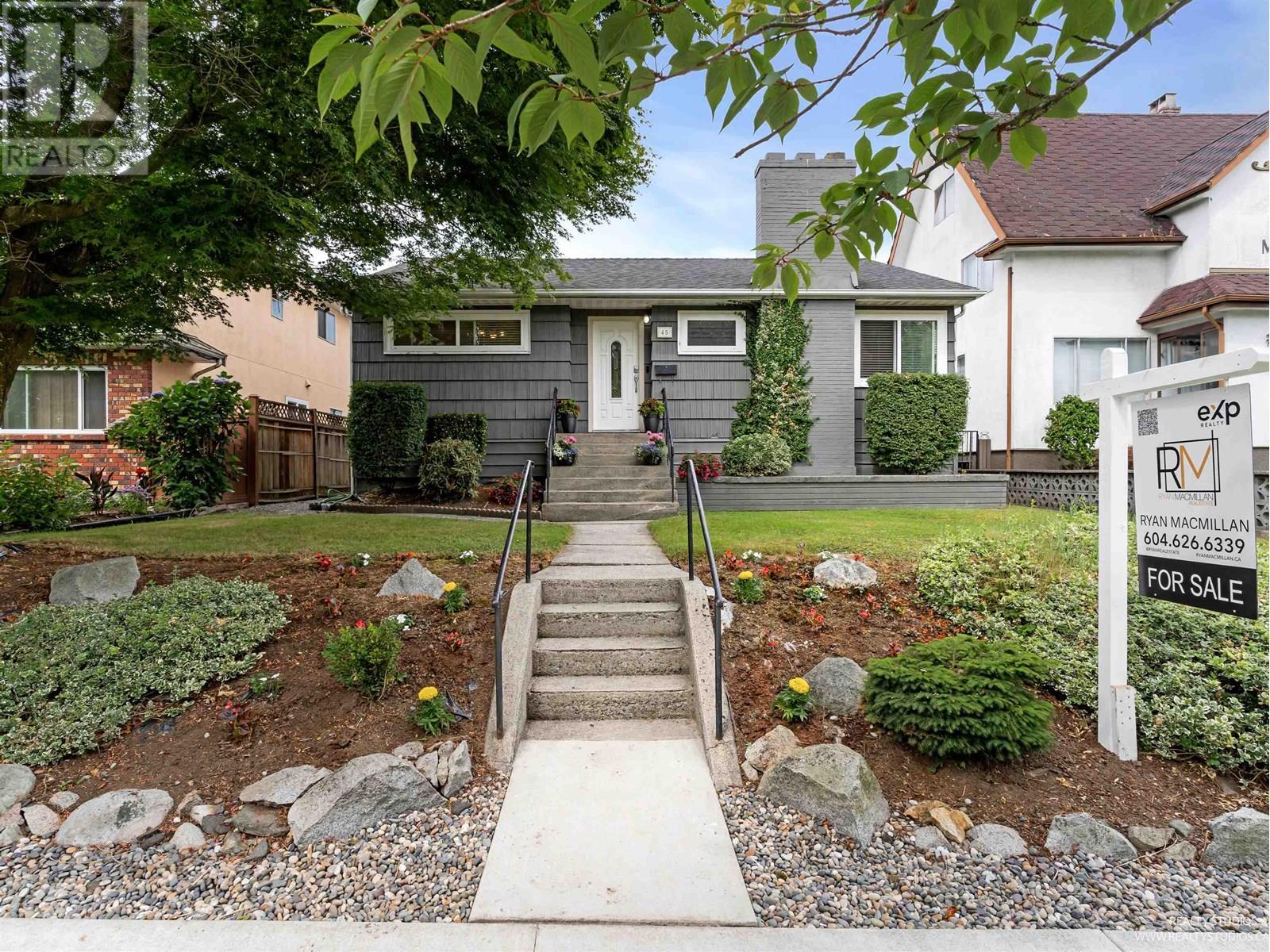 Property Photo: 45 Renfrew Street BC V5K 4A5