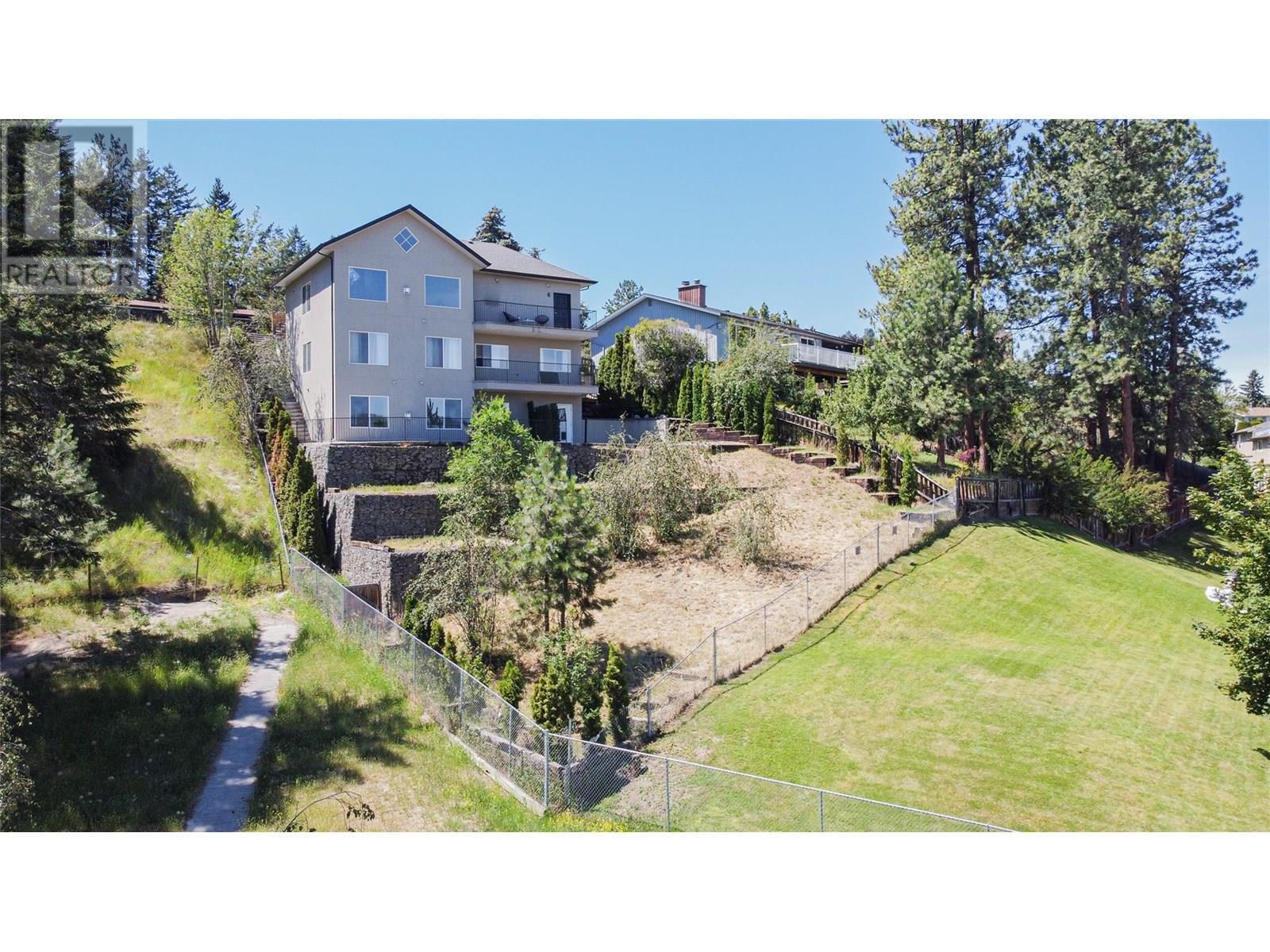 Property Photo:  216 Monmouth Drive  BC V2E 1M1 