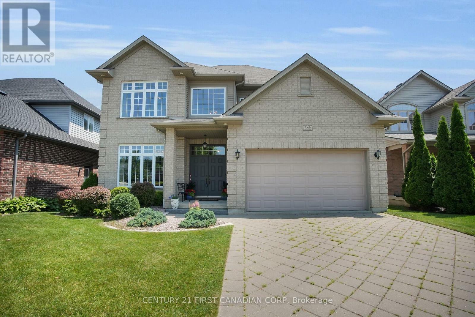 Property Photo: 774 Longworth Road ON N6K 0B5