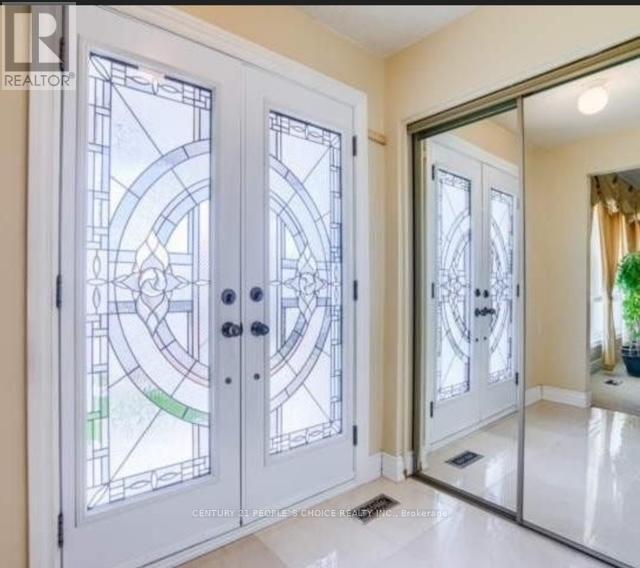 Property Photo: 3291 Brandon Gate Drive Upper ON L4T 2G3