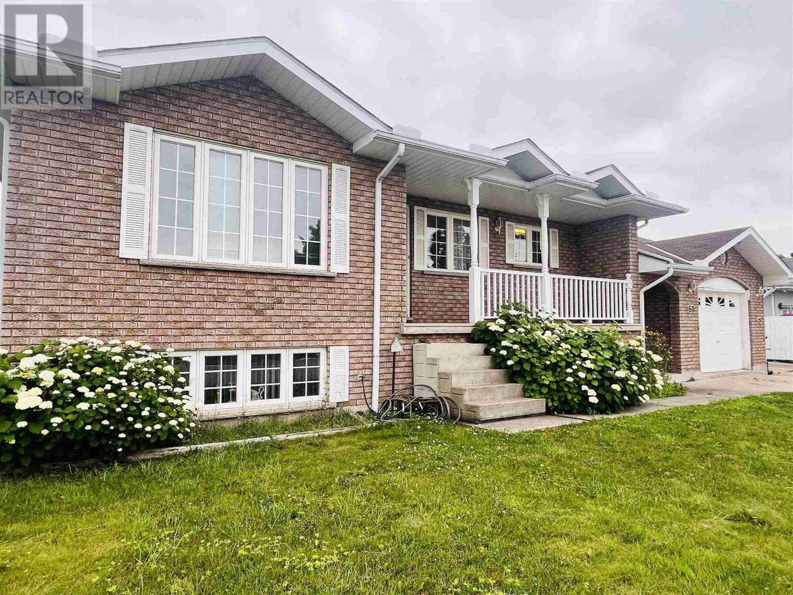 Property Photo: 60 Nichol Ave ON P6C 4V4