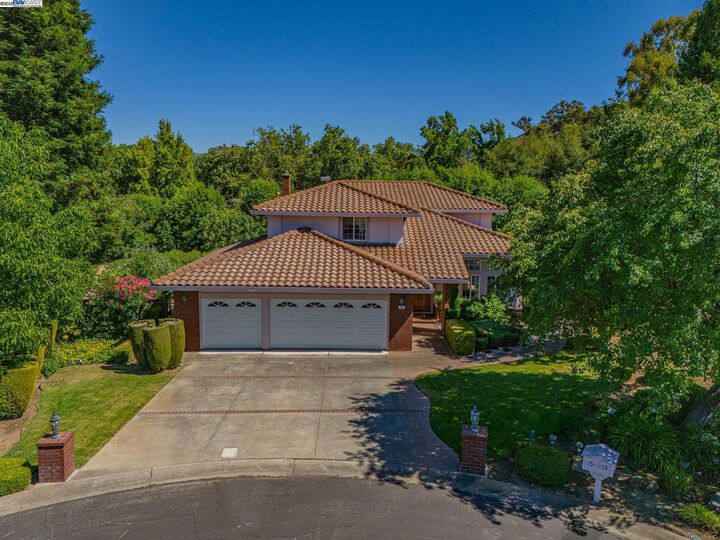 15 Foothill Ln  Pleasanton CA 94588 photo