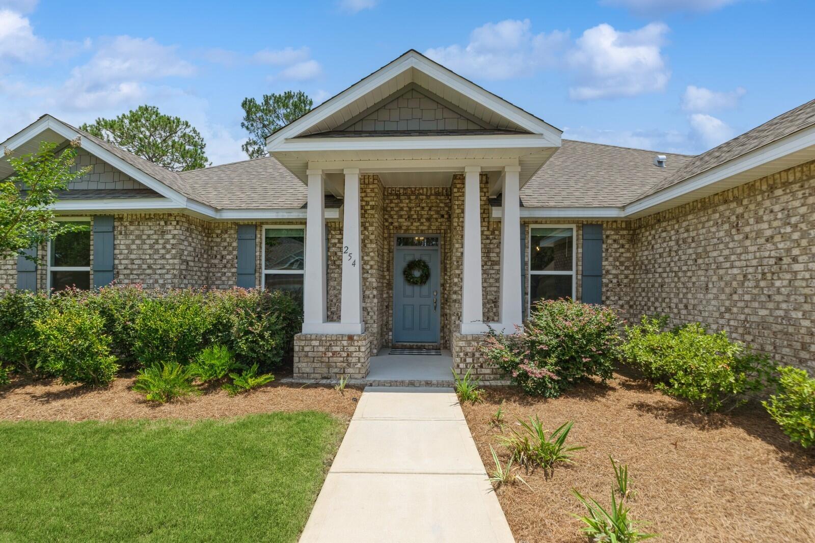 Property Photo: 254 Concert Court FL 32439