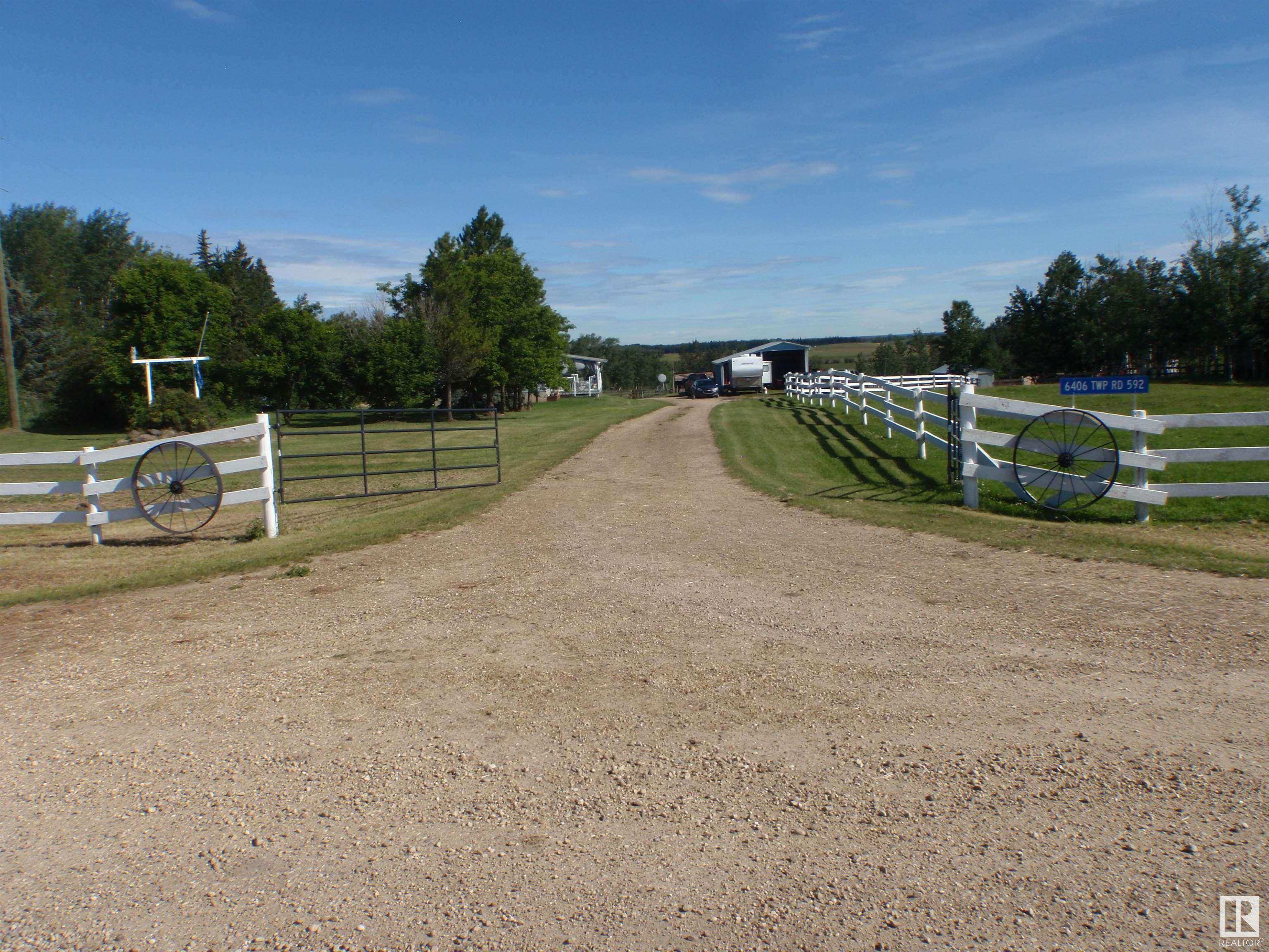 6406 Twp Rd 592  Rural Lac Ste. Anne County AB T0E 2A0 photo