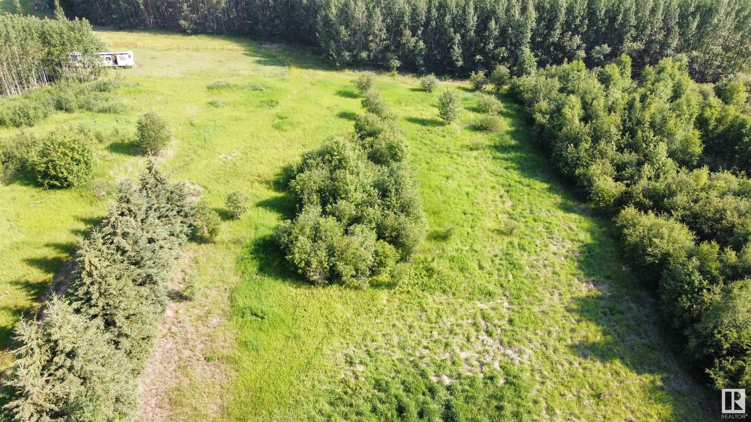 Property Photo:  184006 Twp Rd 680  AB T0A 1V0 