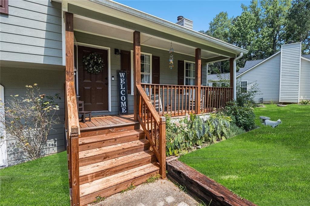 Property Photo: 170 Brandon Woods Circle GA 30141