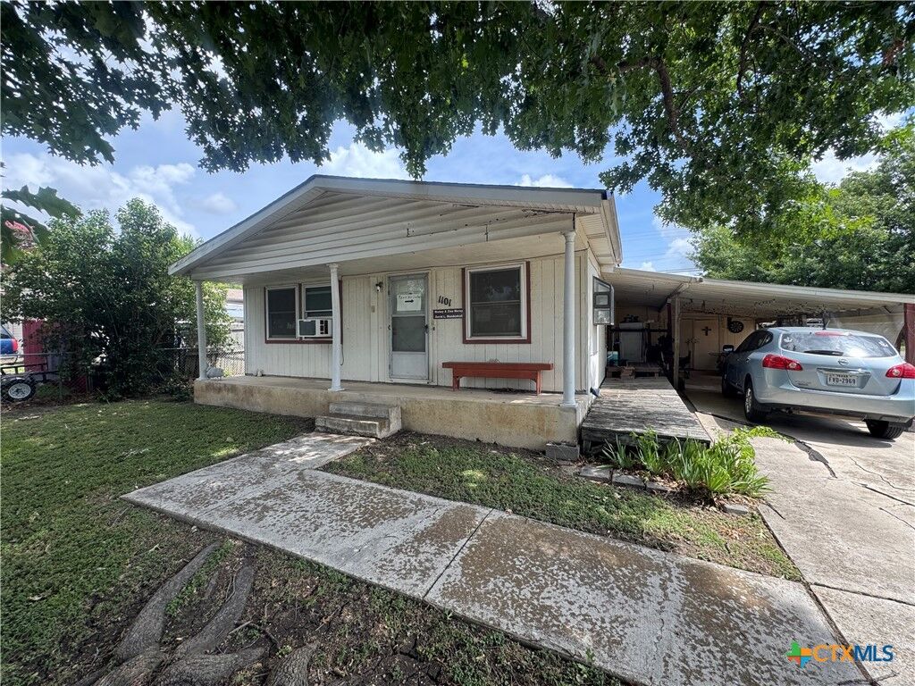 Property Photo:  1101 Anna Lee Drive  TX 76549 