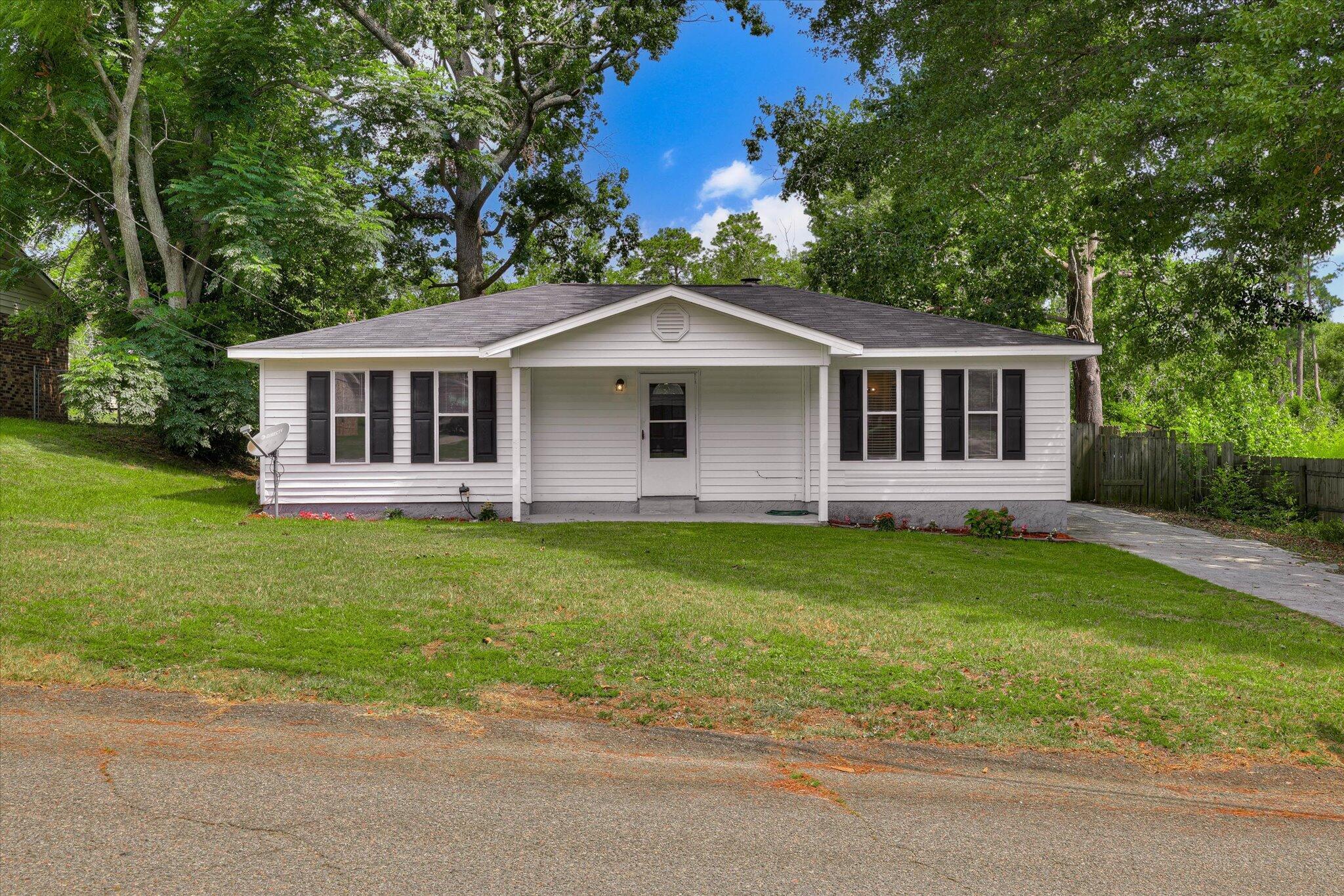 Property Photo: 2913 Kings View Drive GA 30909