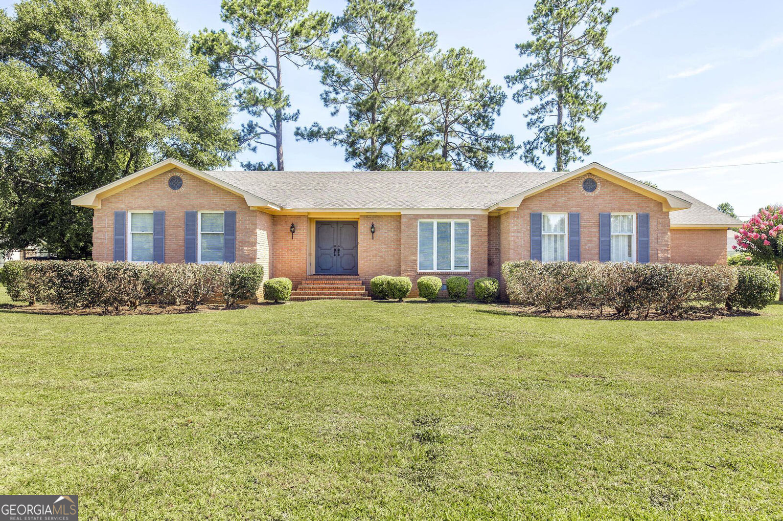 Property Photo:  220 Beverly Road  GA 31030 