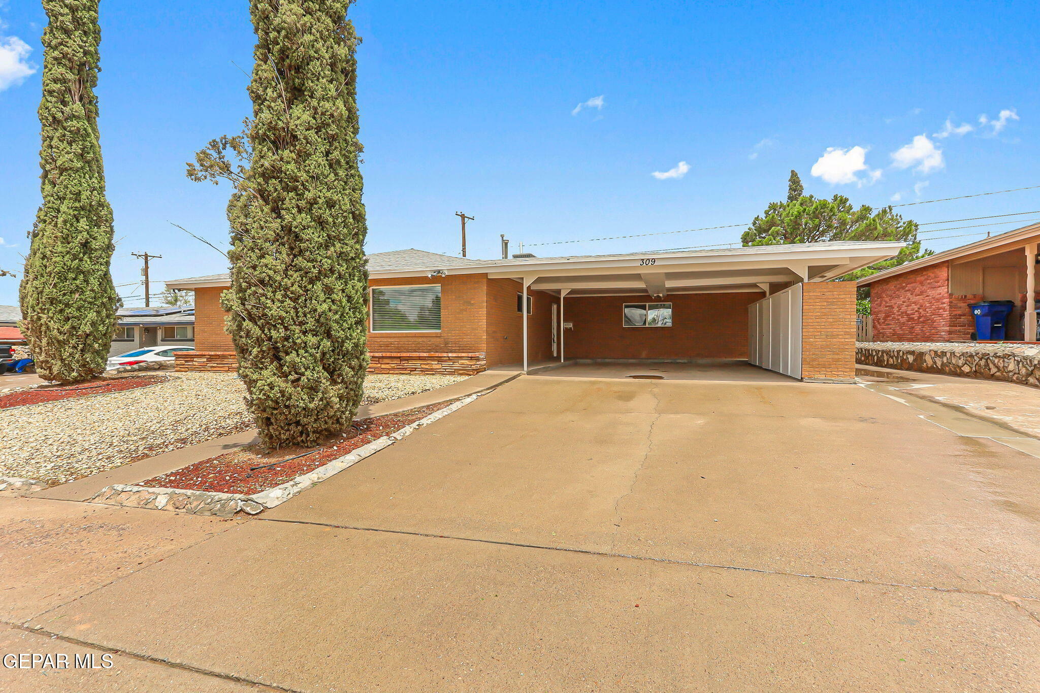 Property Photo: 309 Clairemont Road TX 79912