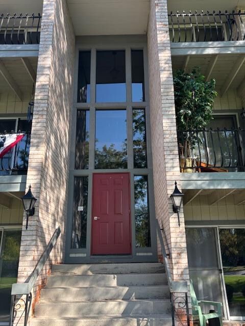 Property Photo: 1725 Homan Drive 305 IN 46375