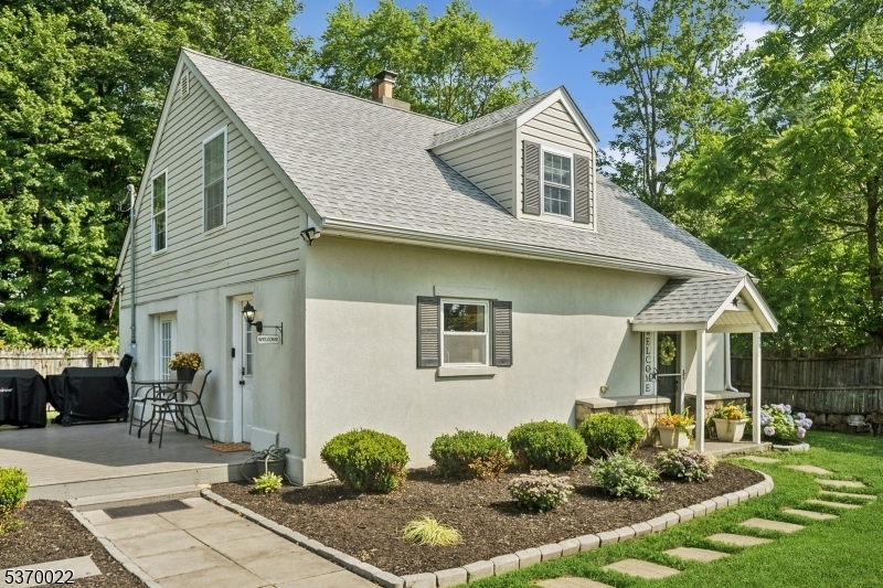 Property Photo: 537 W Hill Rd NJ 08826