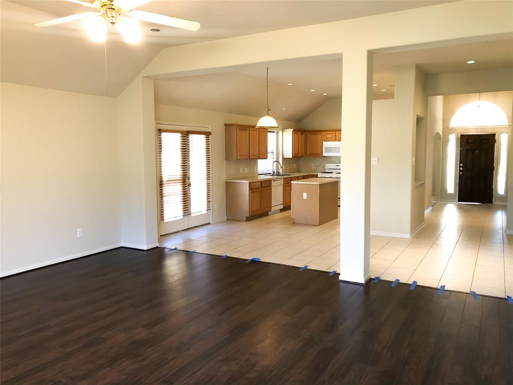 Property Photo: 4310 Mustang Crossing Court TX 77459