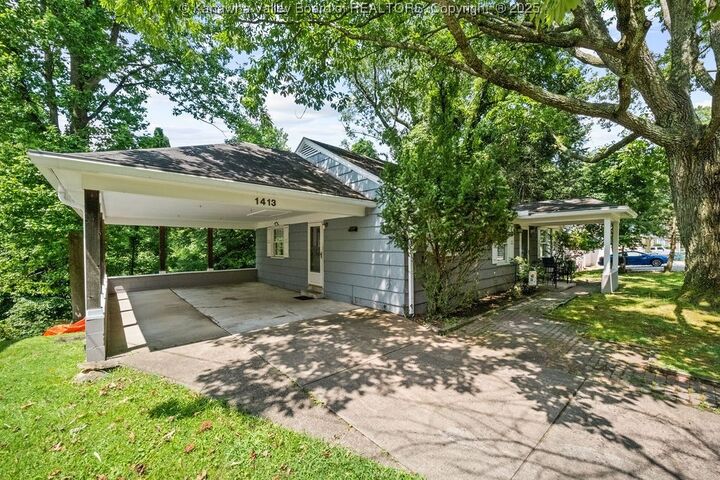 Property Photo:  1413 Longridge Road  WV 25314 