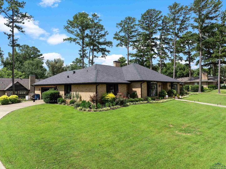 Property Photo: 1103 Larkwood Trail TX 75654