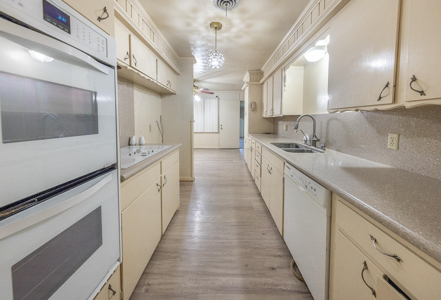 Property Photo: 3604 58th Street TX 79413
