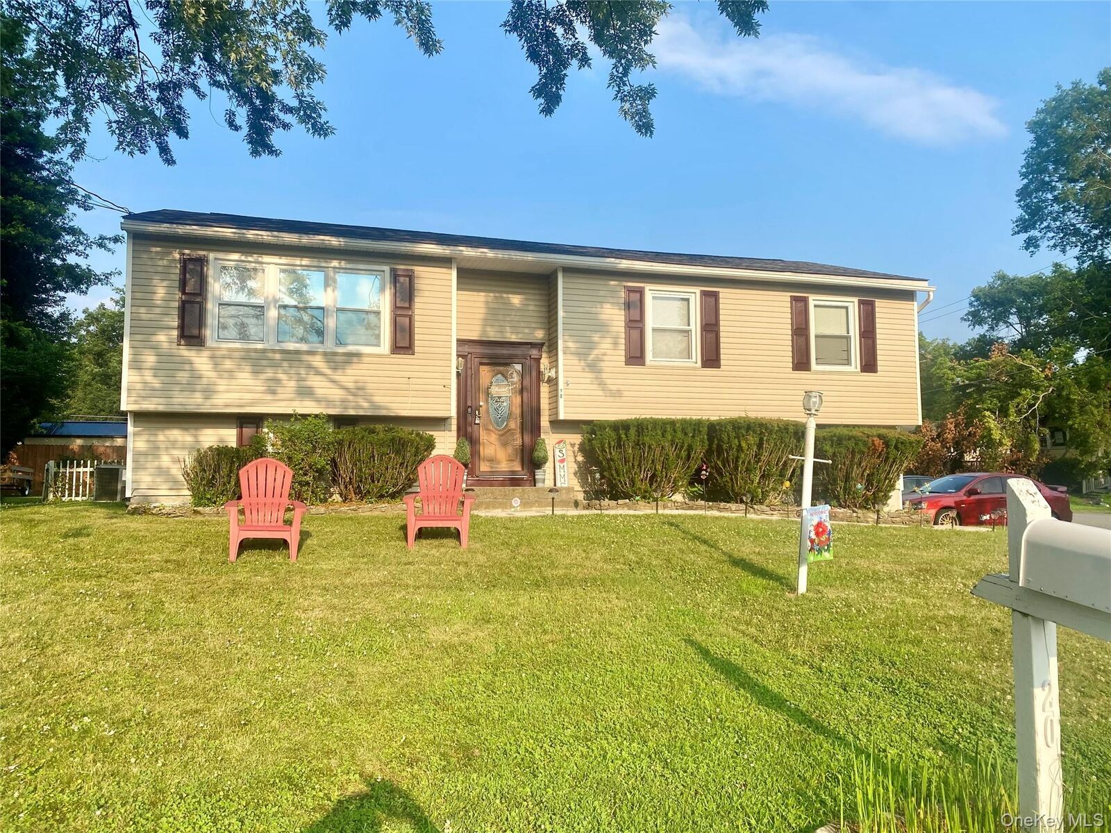 Property Photo:  20 Donner Drive  NY 12586 