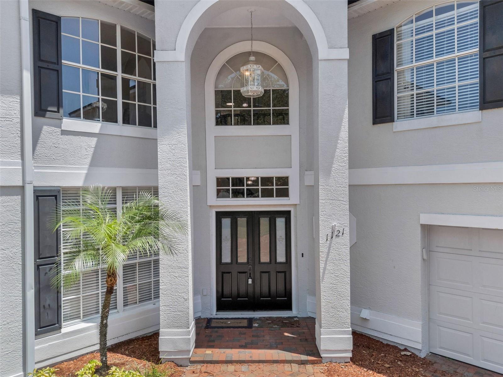 Property Photo: 1121 Needlewood Loop FL 32765