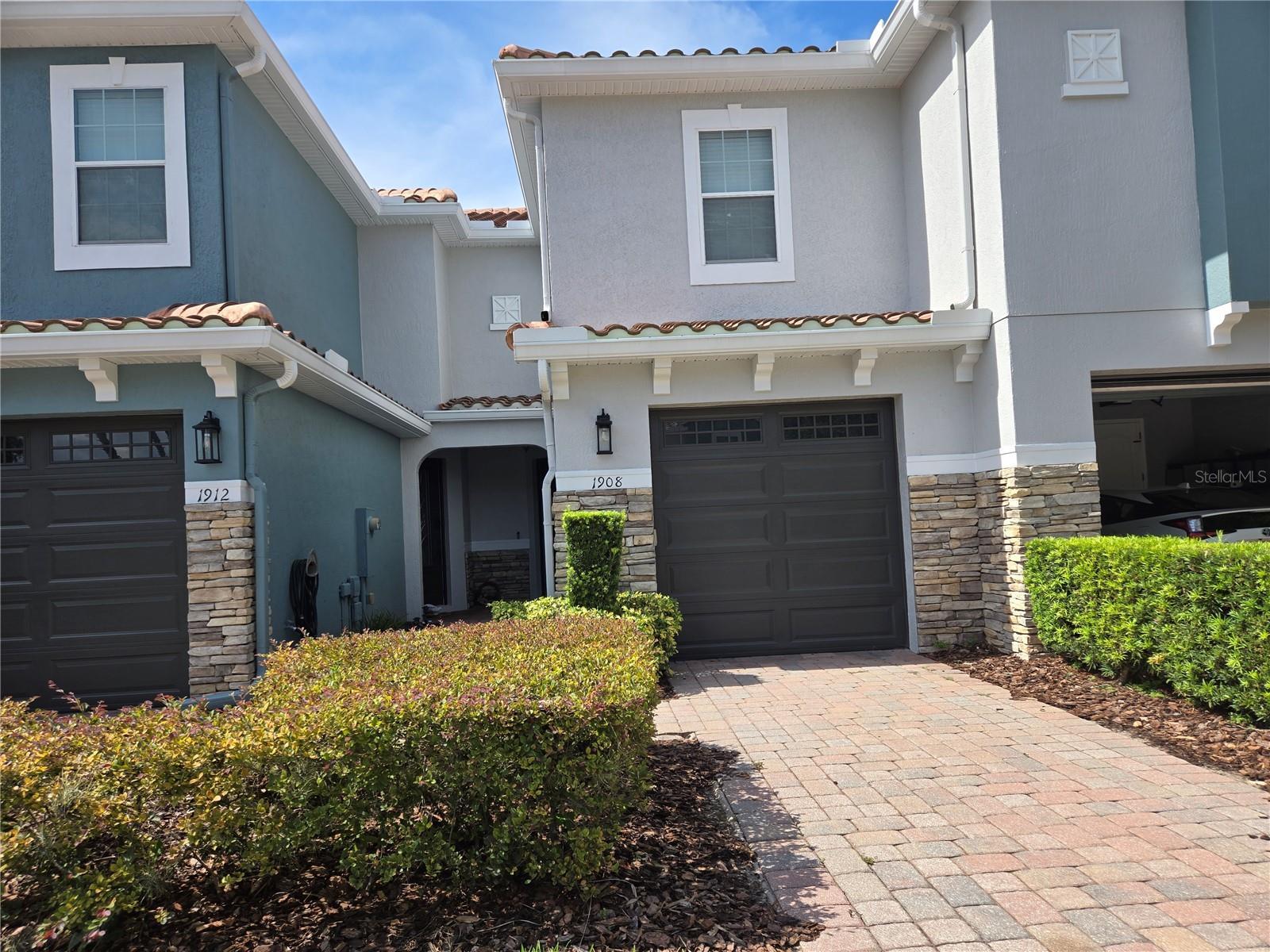Property Photo: 1908 Garden Sage Drive FL 32765