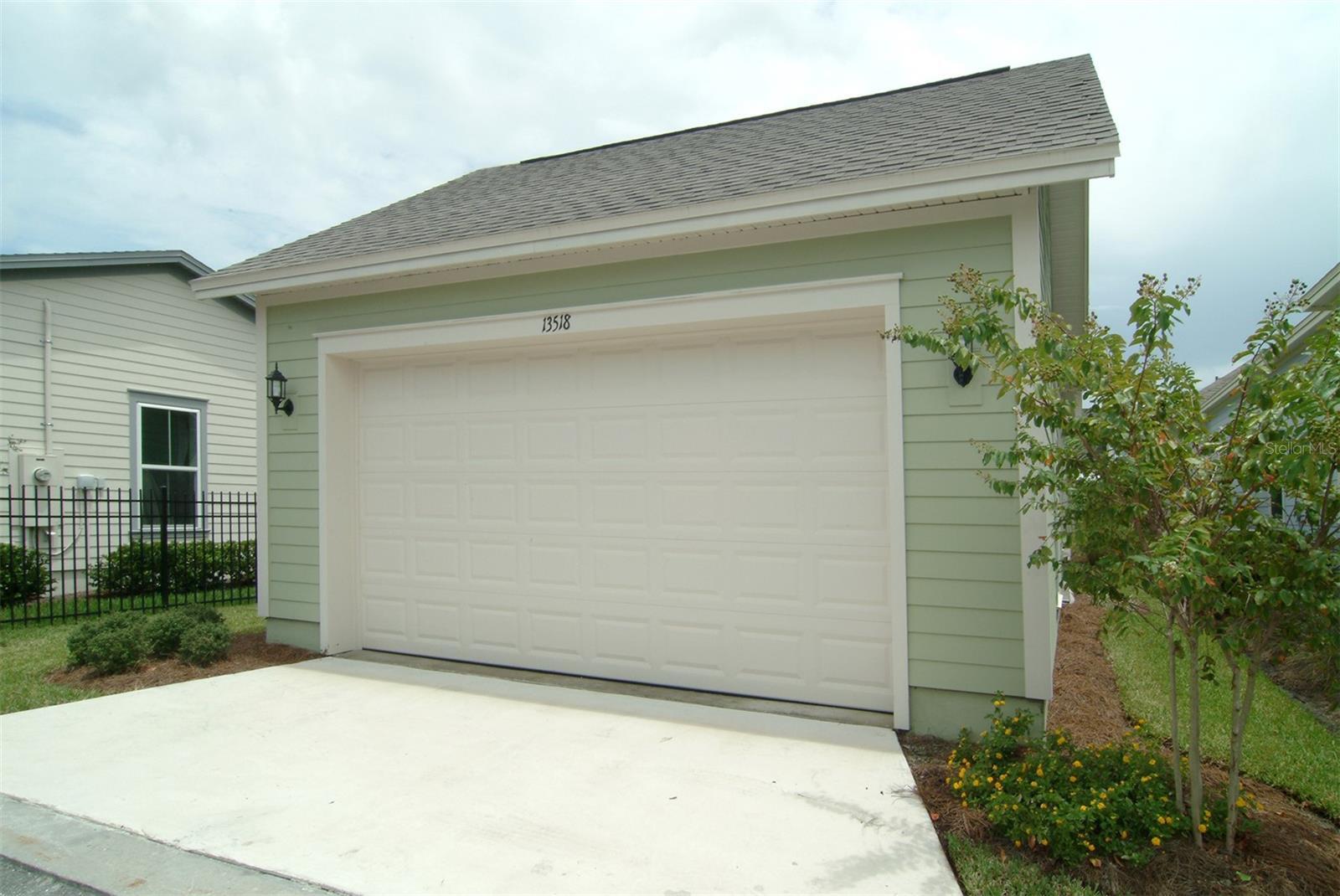 Property Photo: 10084 Fiddley Alley FL 32827