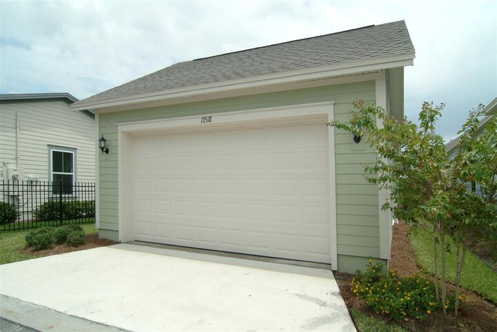 Property Photo:  10084 Fiddley Alley  FL 32827 