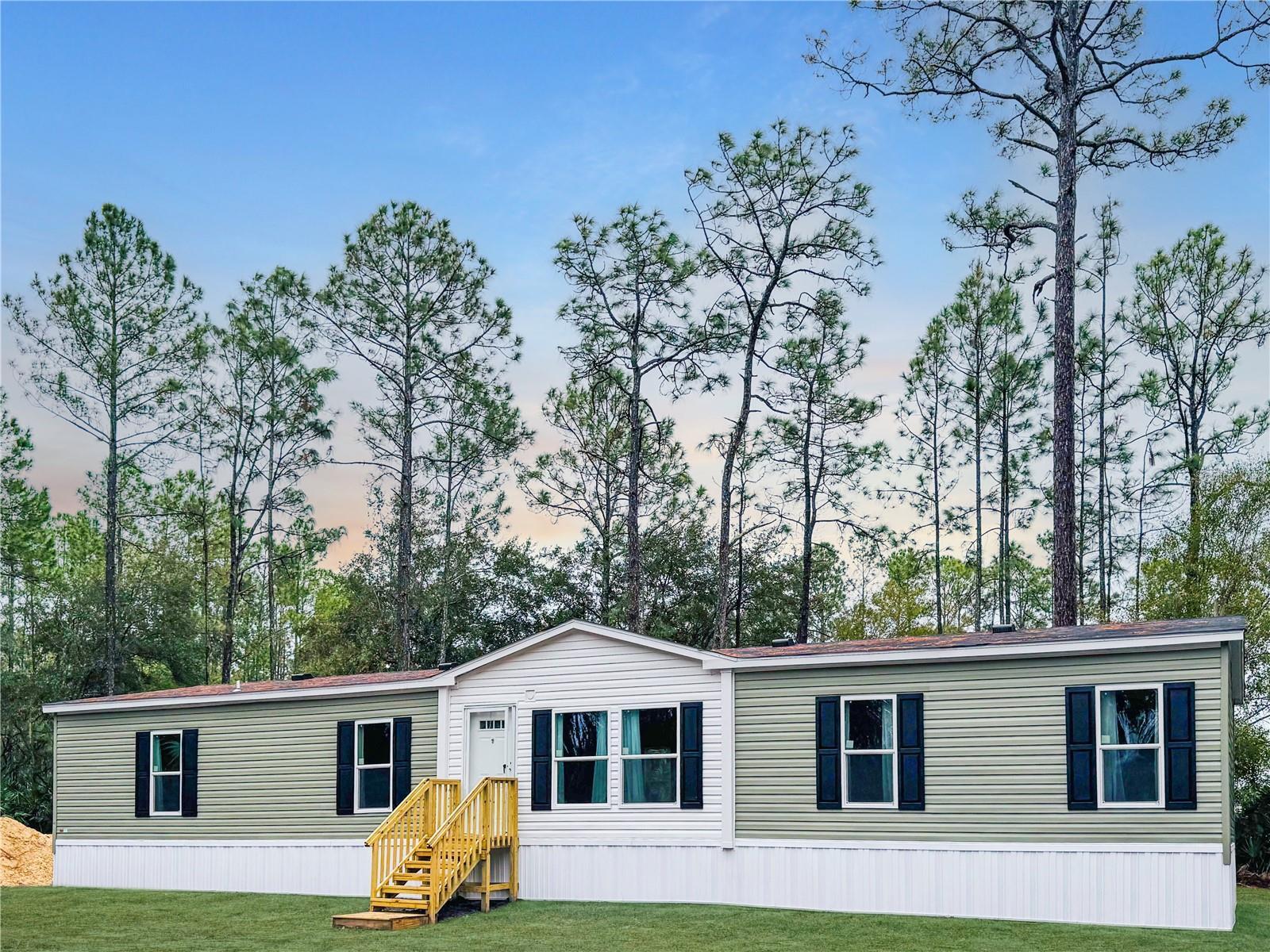 Property Photo: 1103 Rosewood Street FL 32110