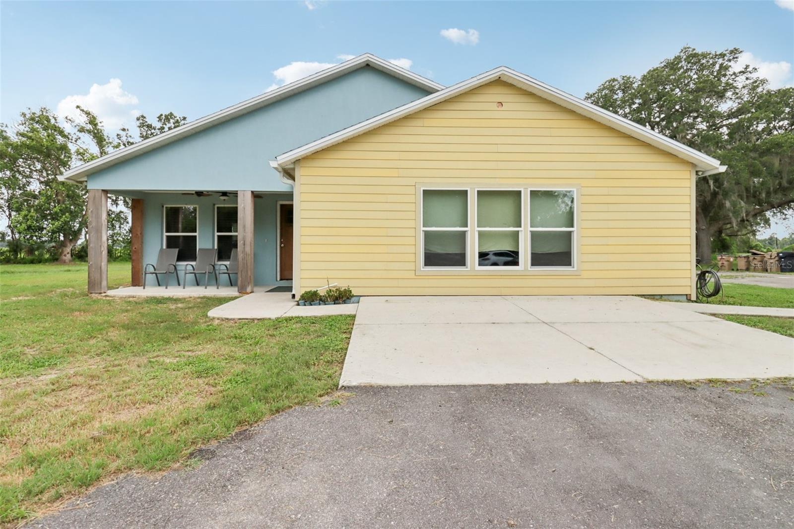 Property Photo:  40535 Louise Road  FL 32784 