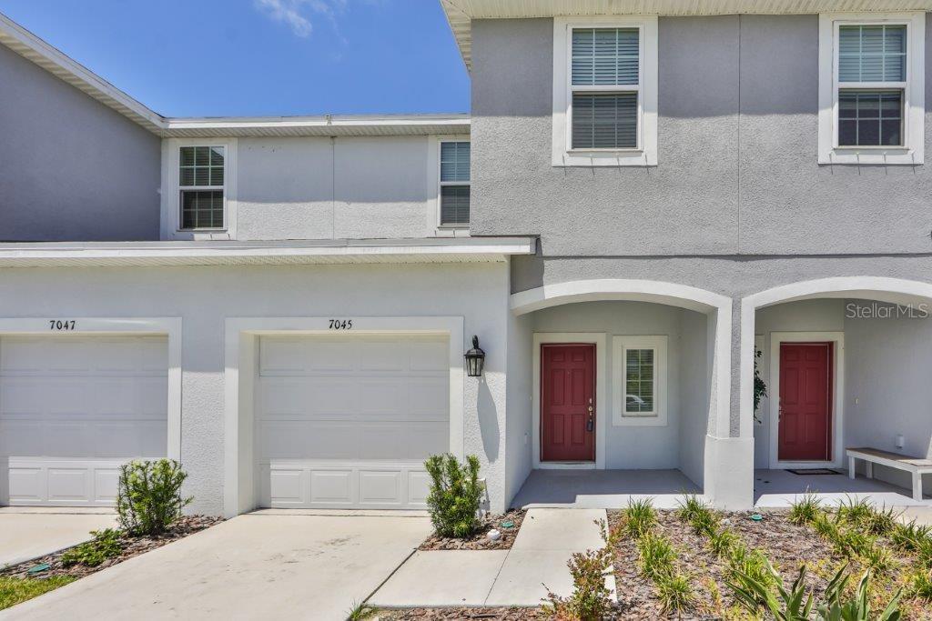 Property Photo: 7045 Grand Elm Drive FL 33578