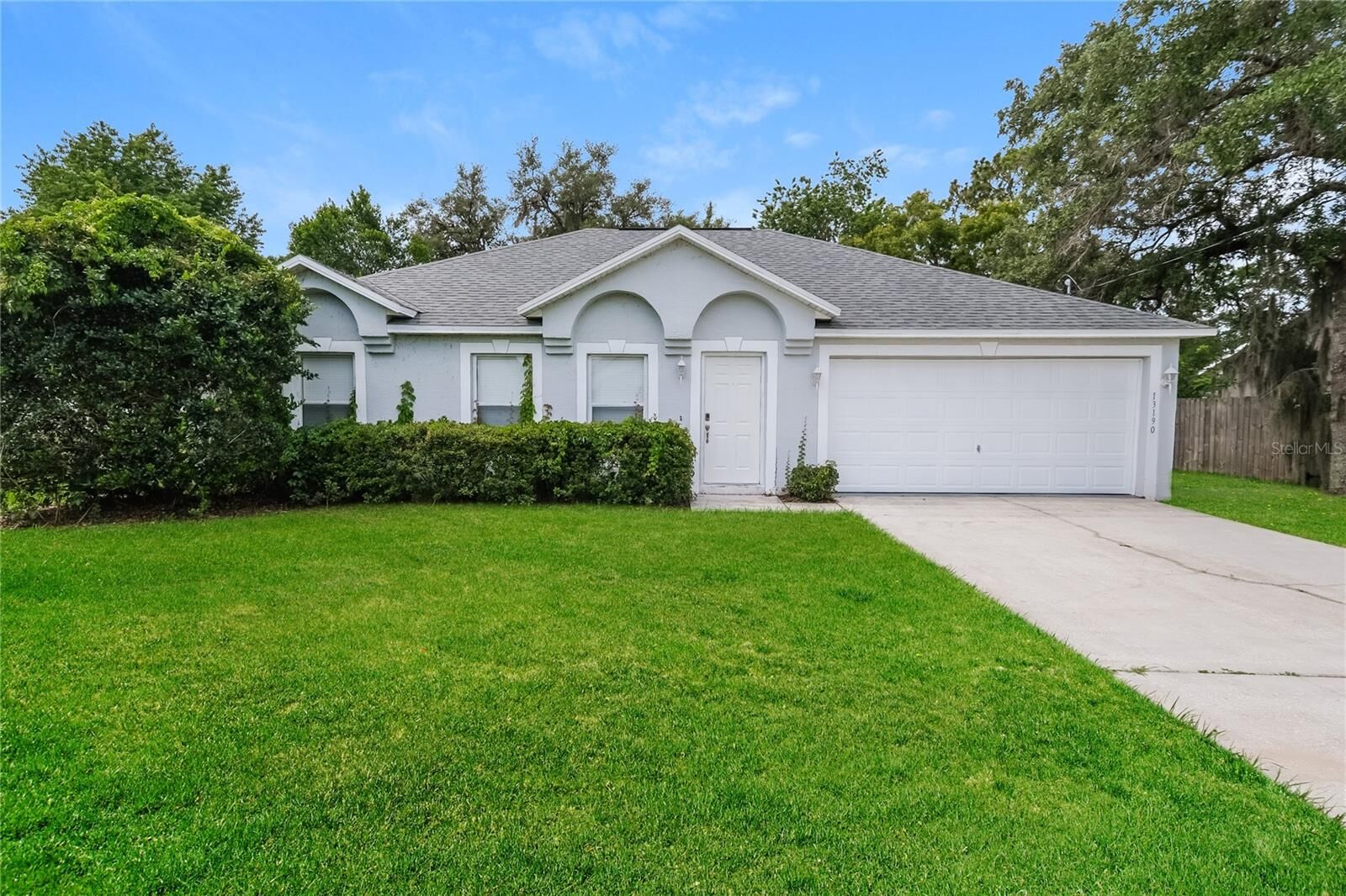 Property Photo: 13190 Drysdale Street FL 34609