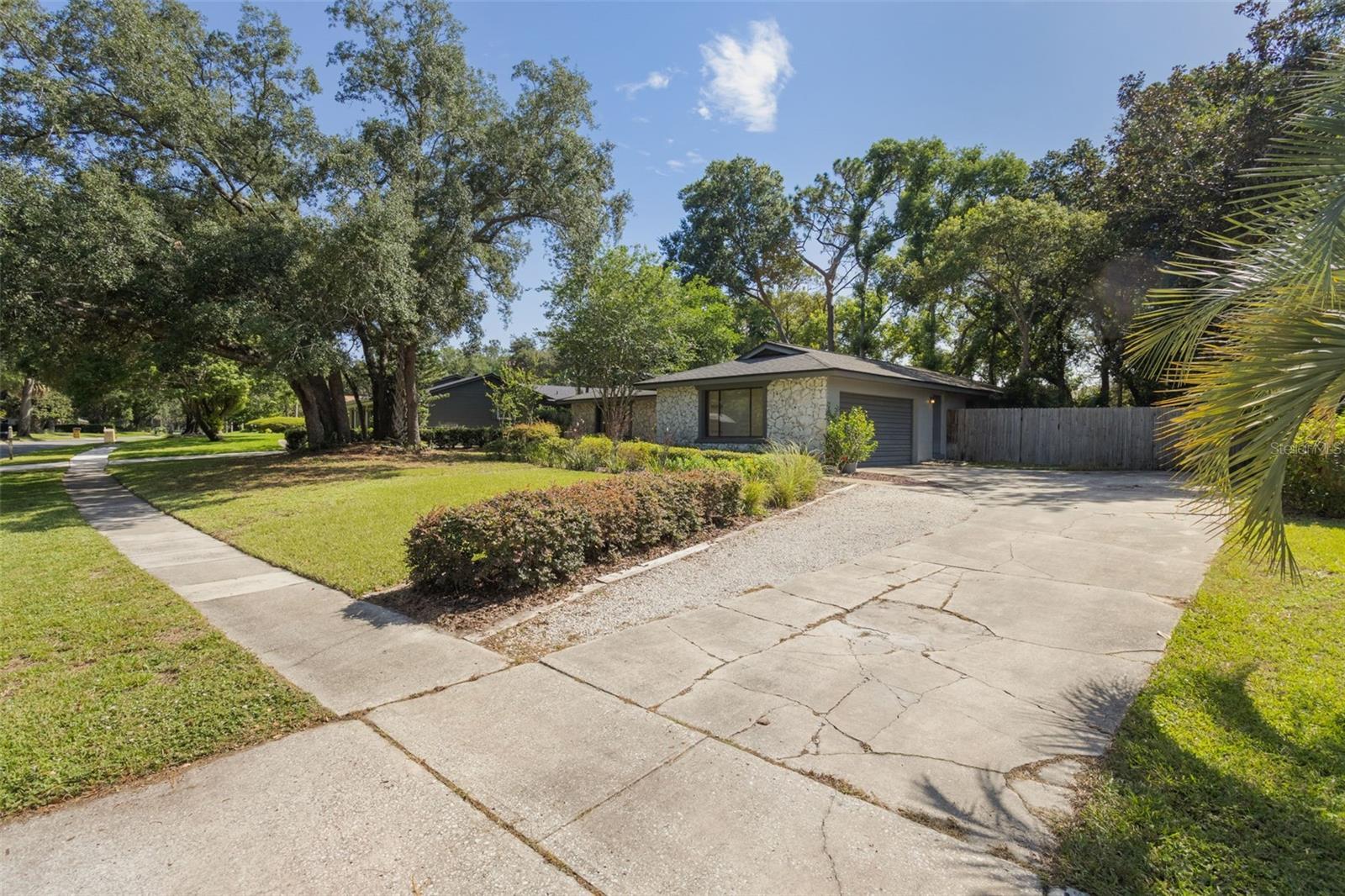Property Photo:  1029 Antelope Trail  FL 32708 