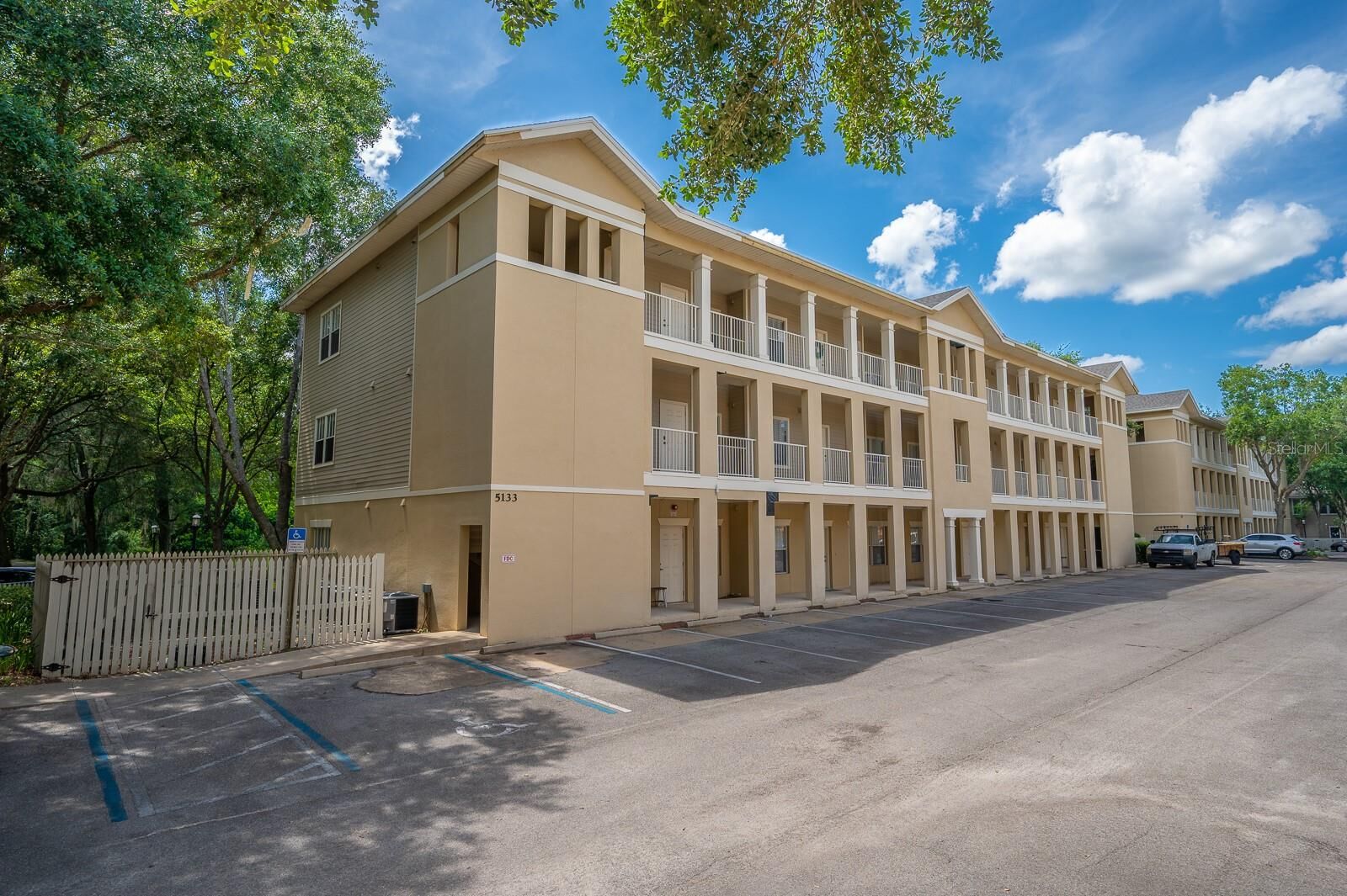 Property Photo:  5133 SW 91st Court G202  FL 32608 