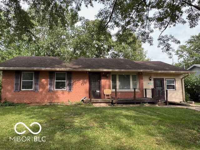 Property Photo: 4845 Timbercrest Drive IN 47203
