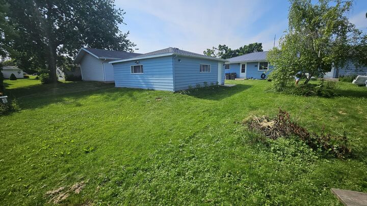Property Photo:  1319 Greenfield Ave  WI 53081 