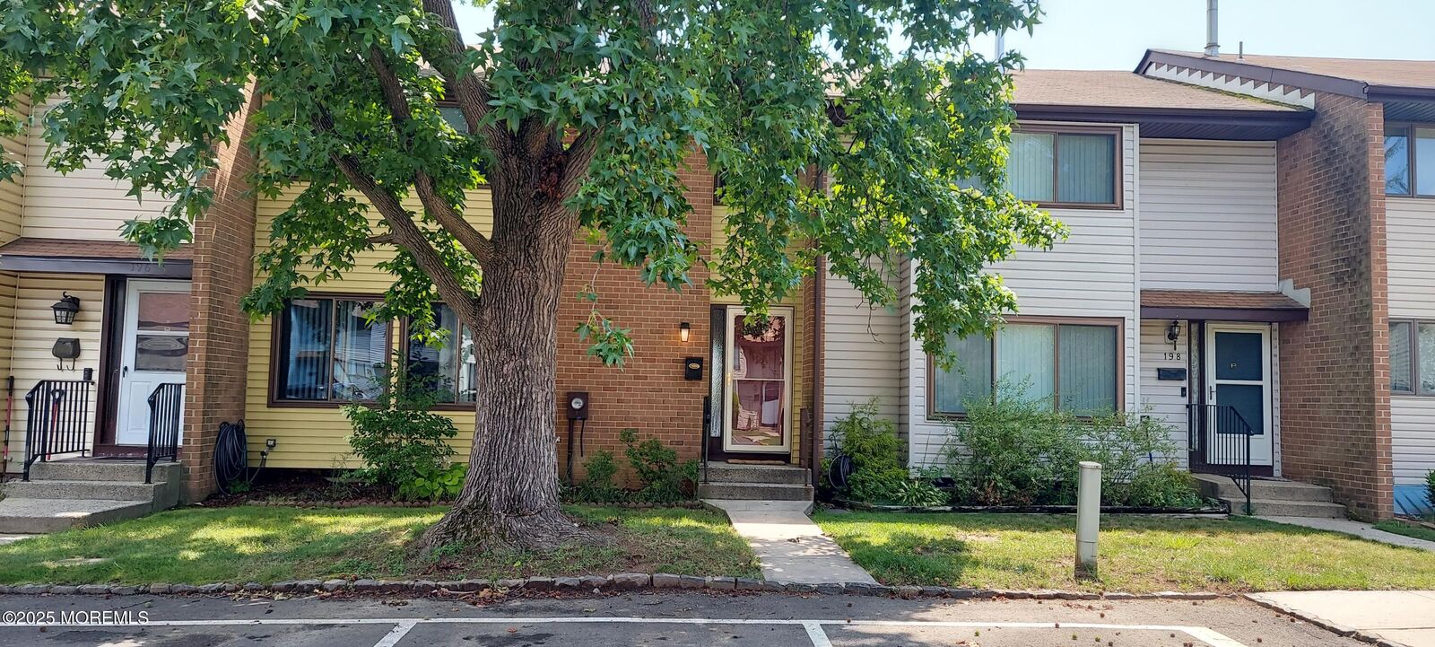 Property Photo: 197 Canterbury Court NJ 08520