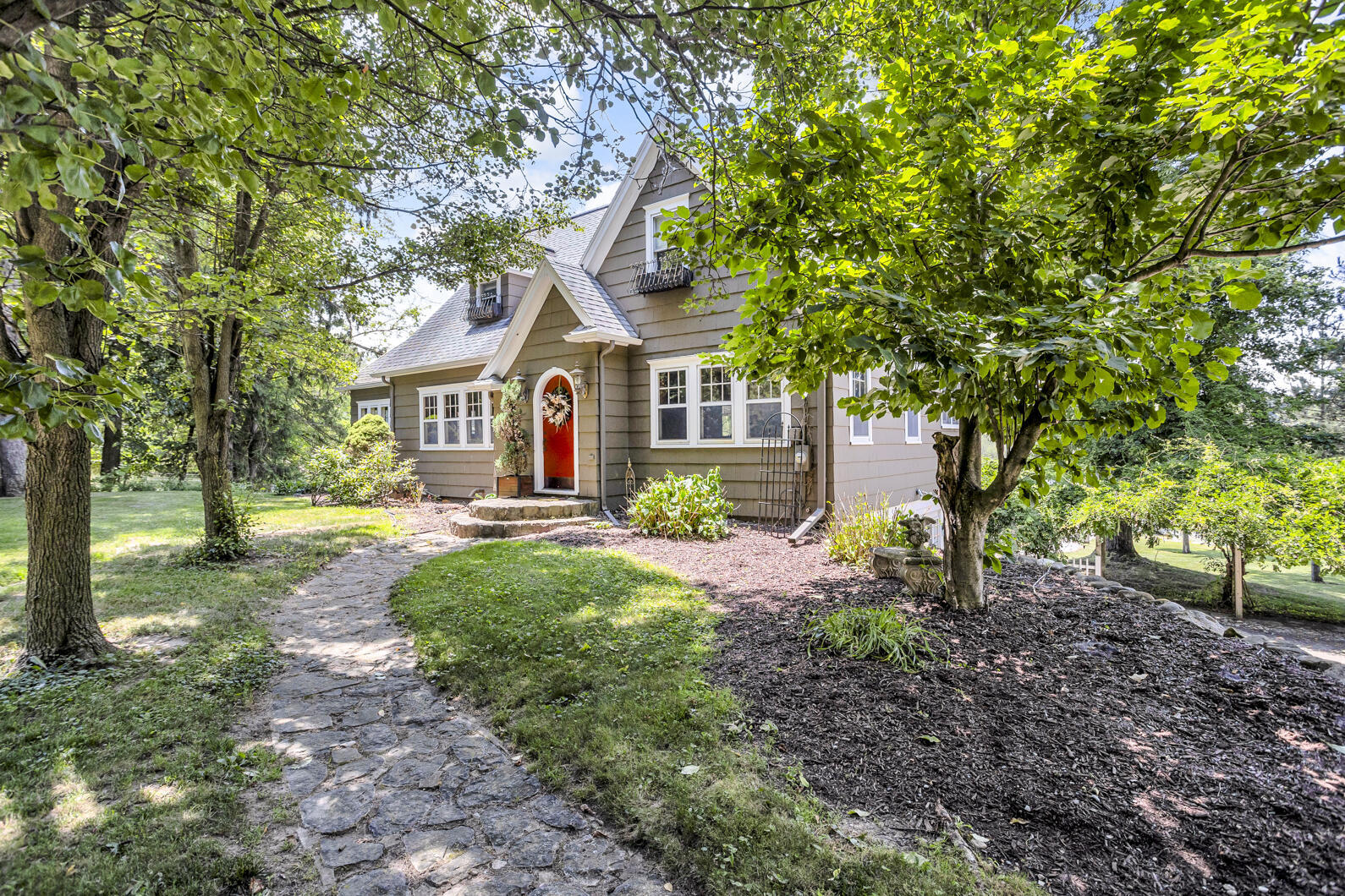 Property Photo: 4500 S Jackson Road MI 49201