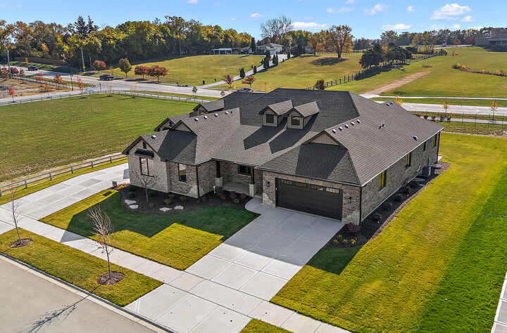 Property Photo:  11049 Lizmore Lane 40B  IL 60467 