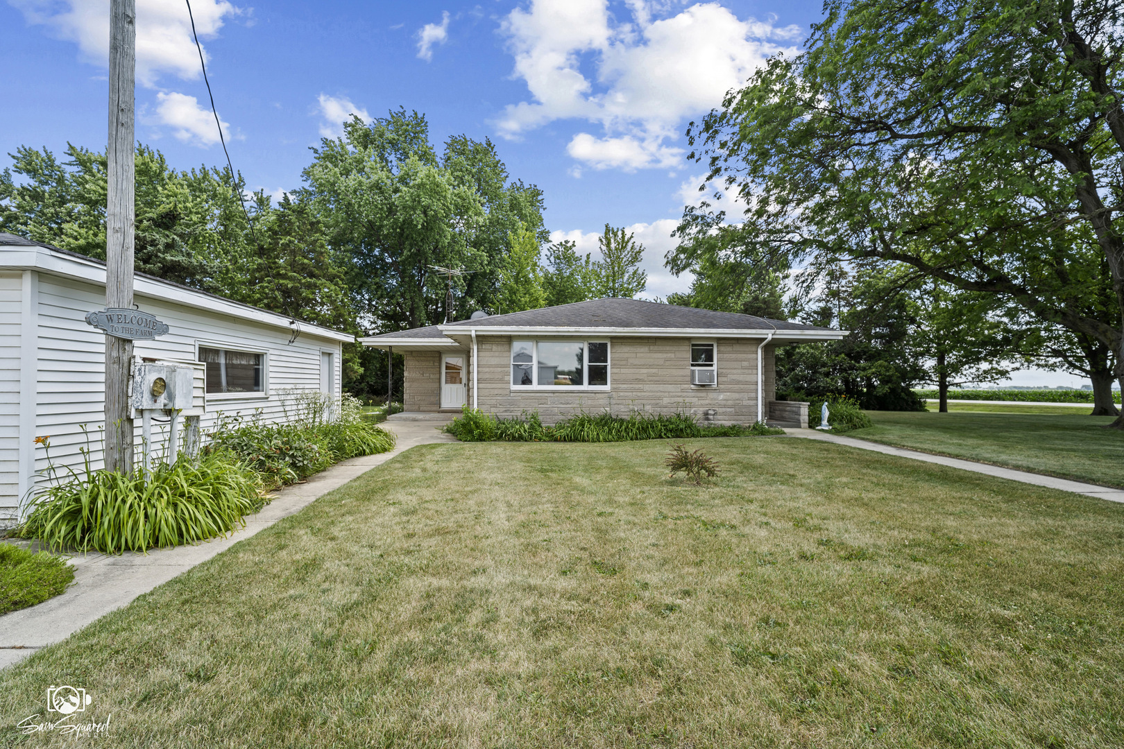 Property Photo: 29221 S Elevator Road IL 60442