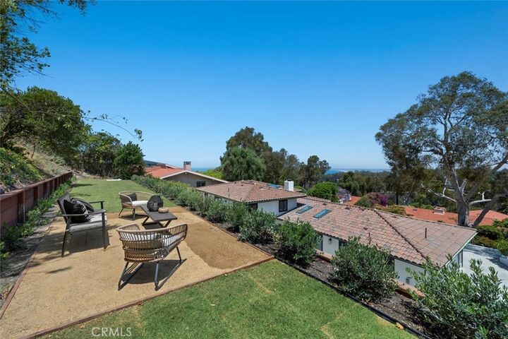 Property Photo:  2708 Via Elevado  CA 90274 